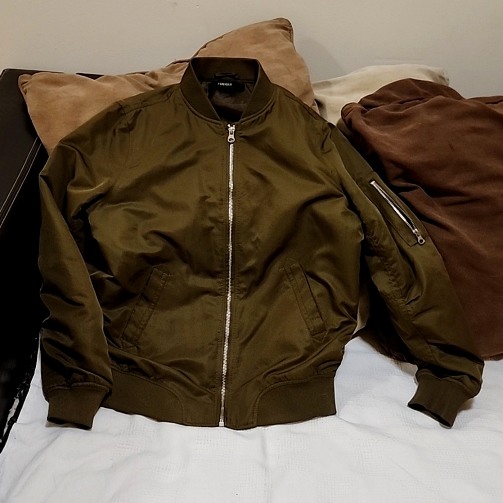Unisex Forever 21 bomber jacket